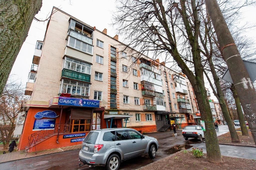 Апартаменты London-style interior Apartment in Rivne,Ukraine Ровно-57